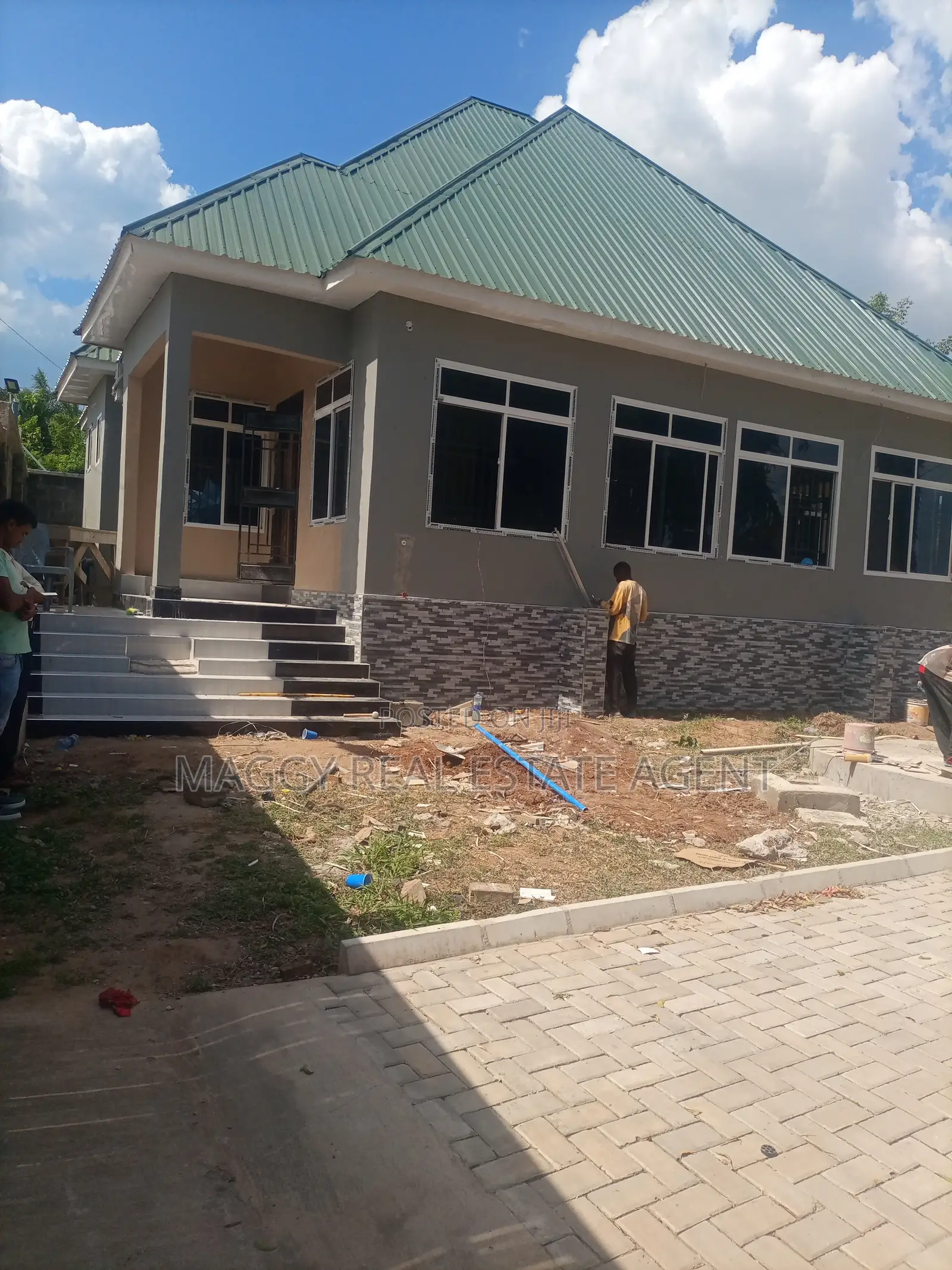 2bdrm House in Bunju Beach for rent