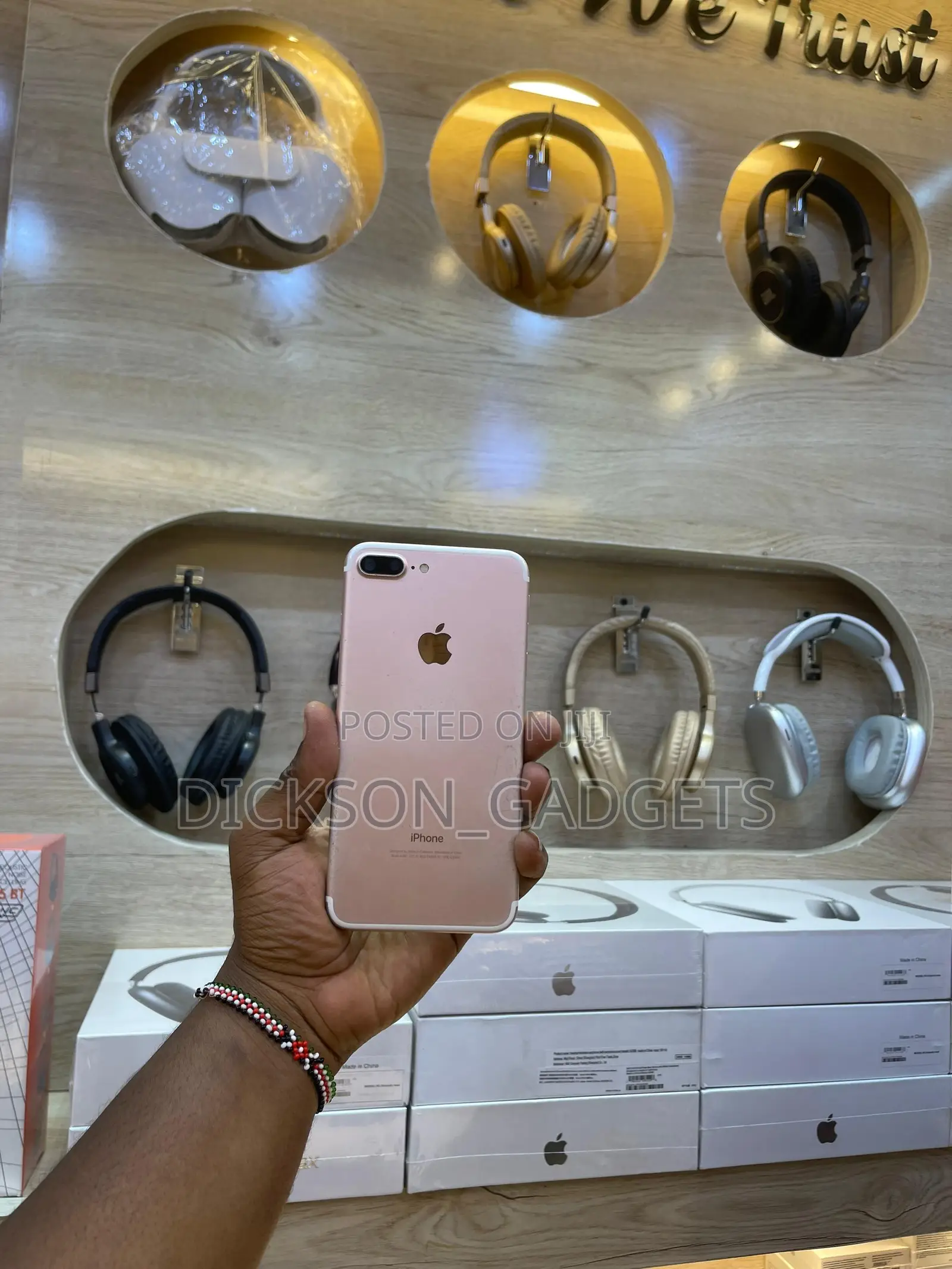Apple iPhone 7 Plus 128 GB Gold