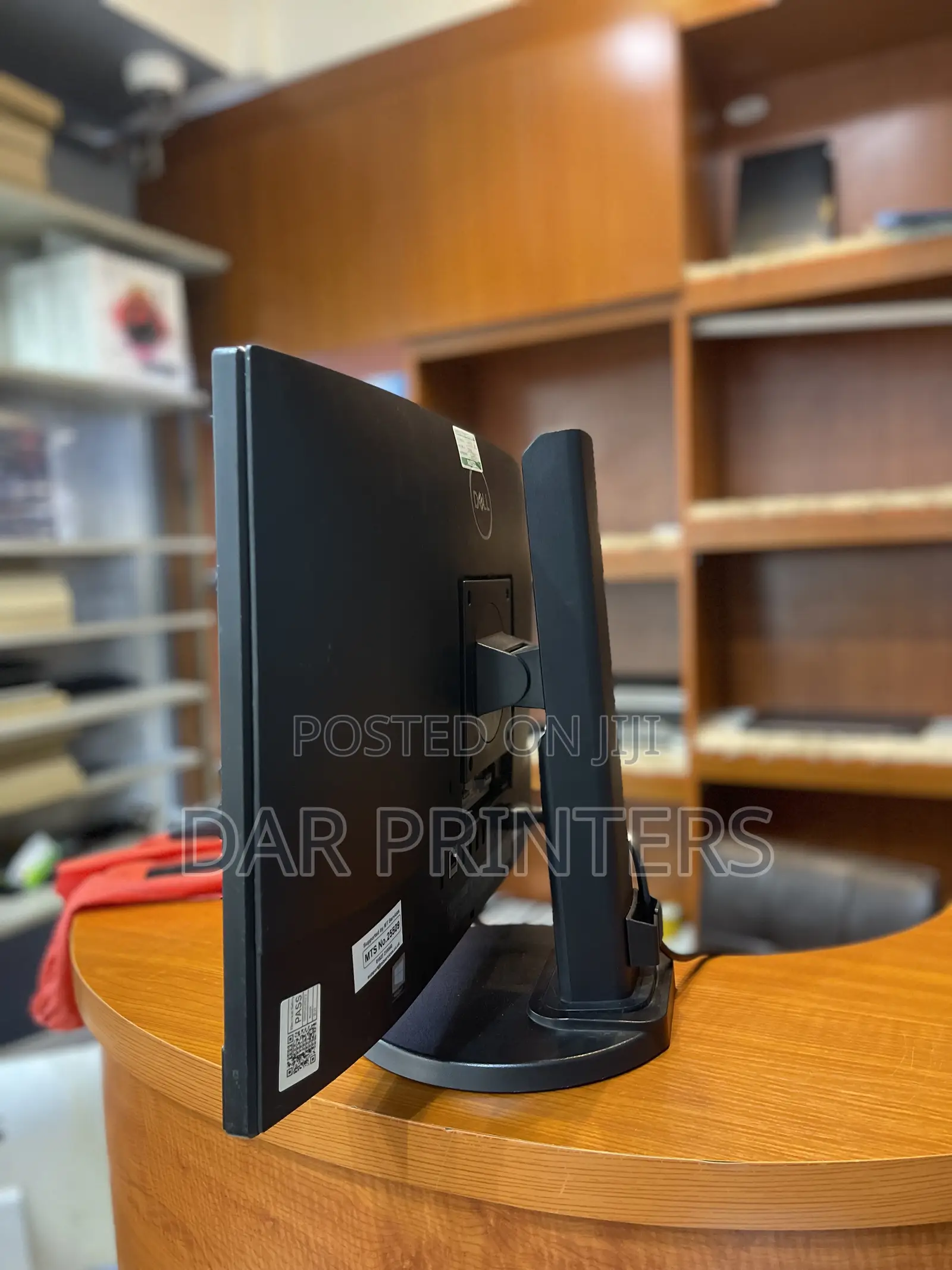 Desktop Computer Dell OptiPlex 5260 16GB Intel Core I7 SSD 512GB