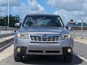Subaru Forester 2011 Silver