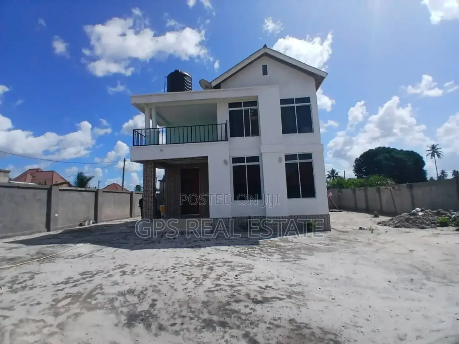 5bdrm House in Kibada Mwela, Kigamboni for sale