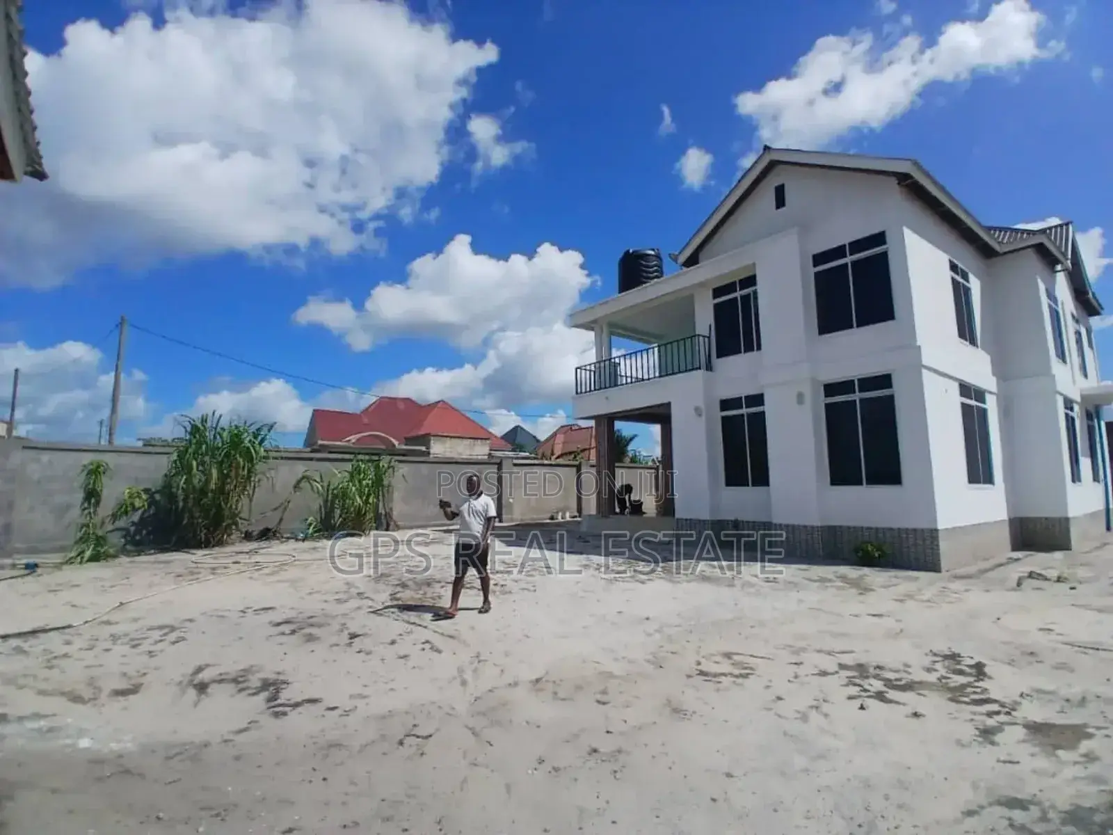 5bdrm House in Kibada Mwela, Kigamboni for sale