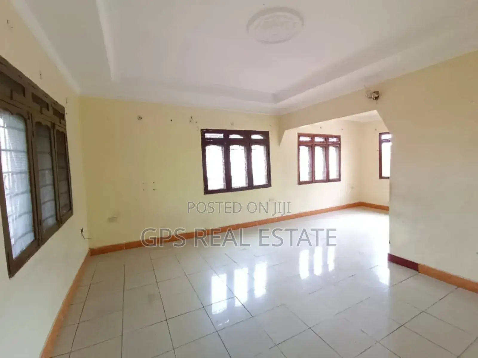 5bdrm House in Kibada Mwela, Kigamboni for sale