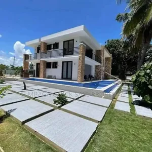 4bdrm House in Bahari Beach, Kunduchi for sale