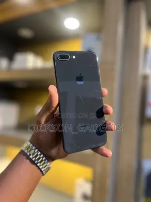 Apple iPhone 8 Plus 64 GB Black
