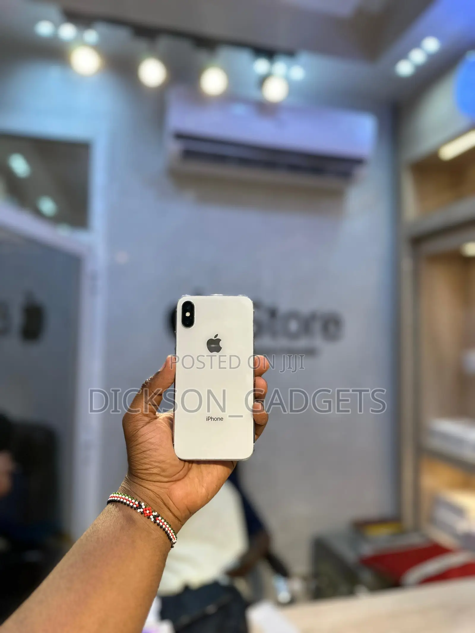Apple iPhone X 64 GB White
