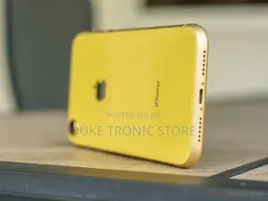 New Apple iPhone XR 128 GB Yellow