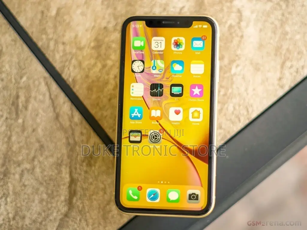 New Apple iPhone XR 128 GB Yellow