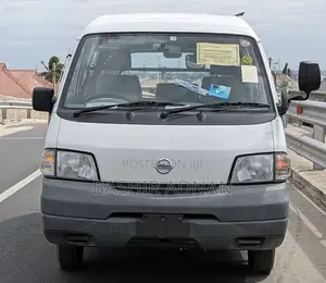 Nissan Vanette 2004 White