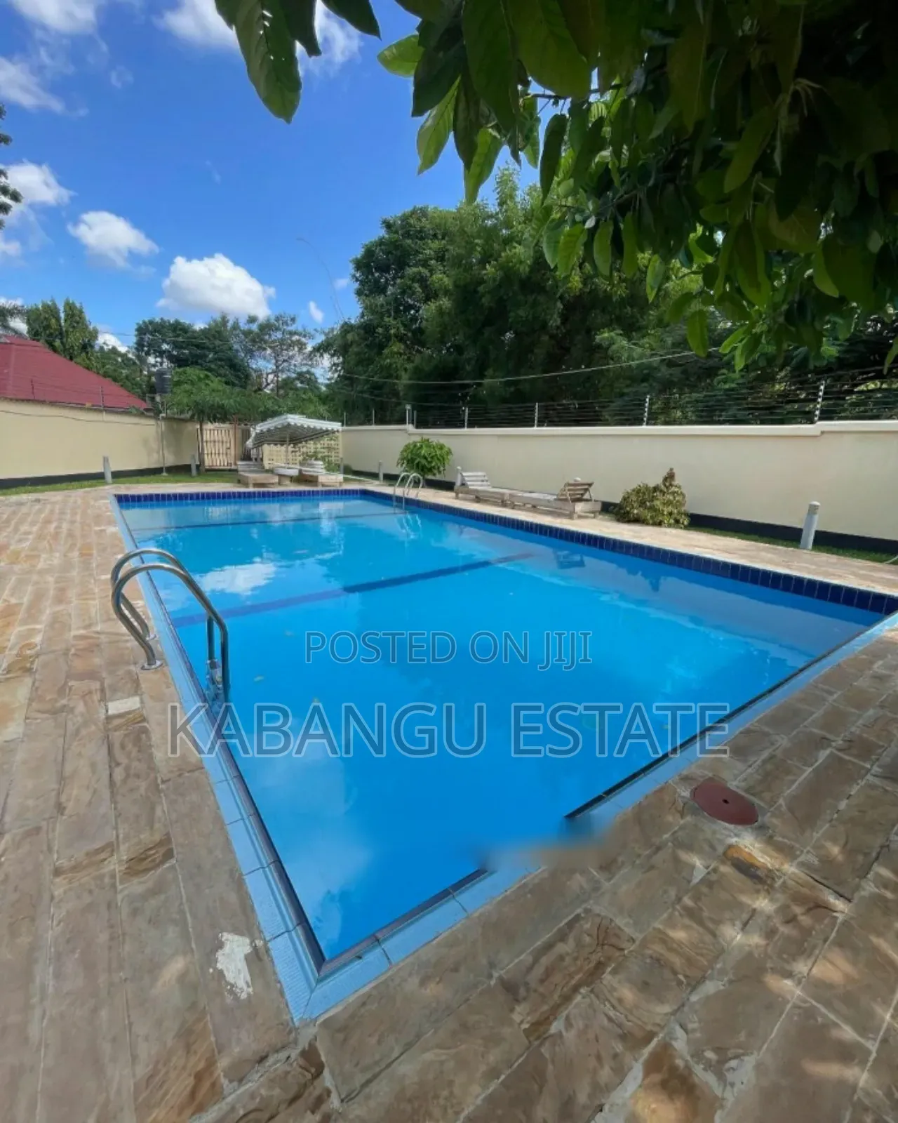Furnished 4bdrm Villa in Oysterbay, Kinondoni for rent