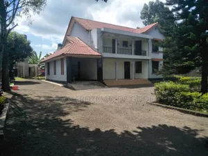 5bdrm Bungalow in Arusha for rent