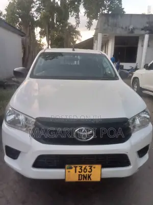Toyota Hilux 2007 White