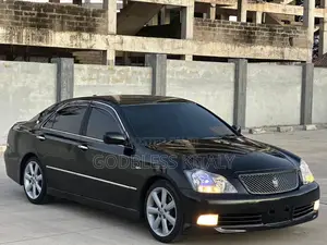 Toyota Crown 2006 Black