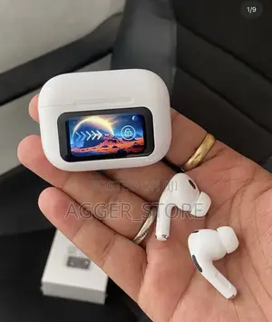W O Little Star Airpods (Case Displays) Original