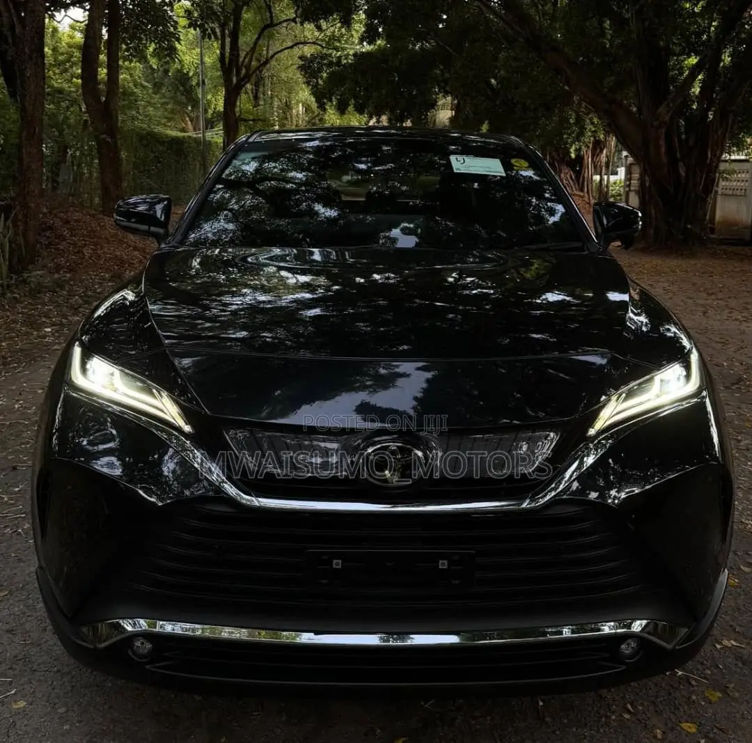 Toyota Harrier 2022 Black