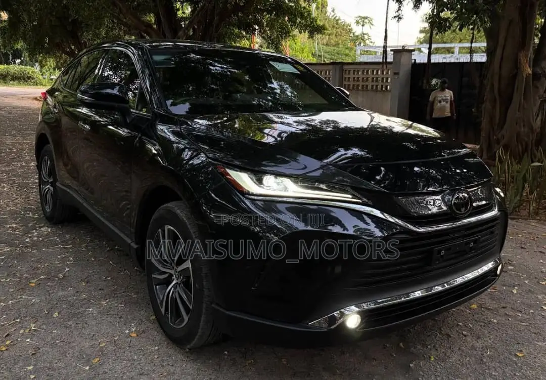Toyota Harrier 2022 Black
