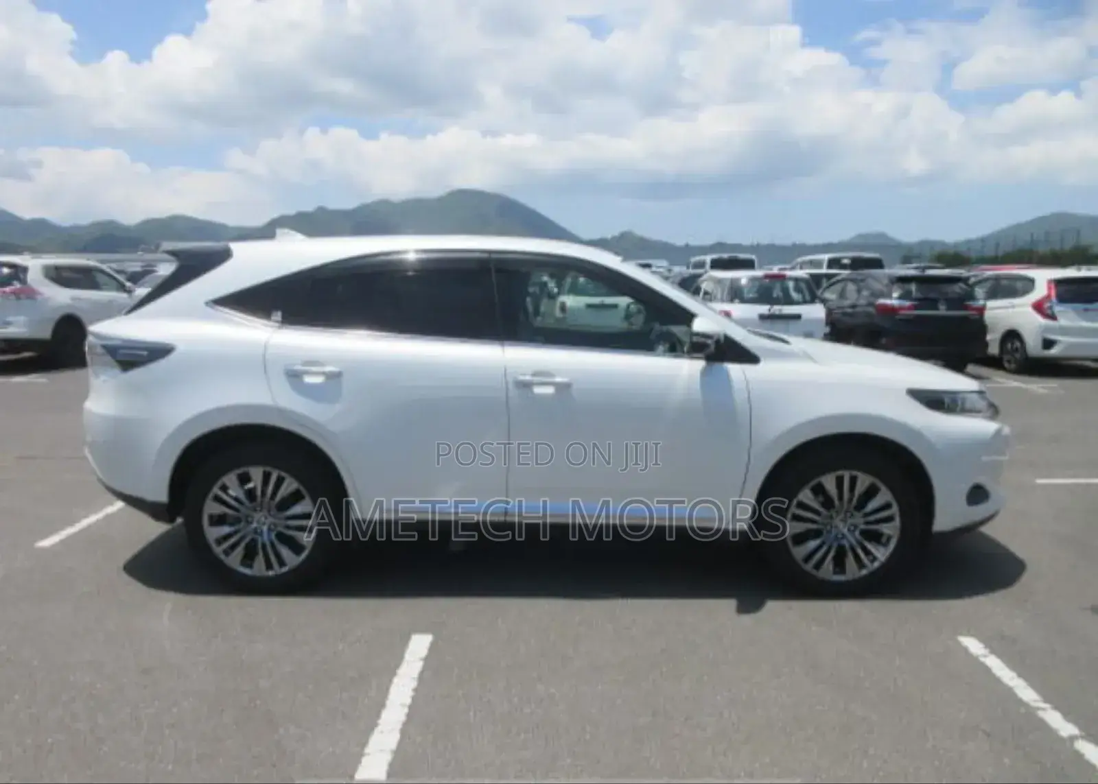 Toyota Harrier 2.0 2014 Pearl