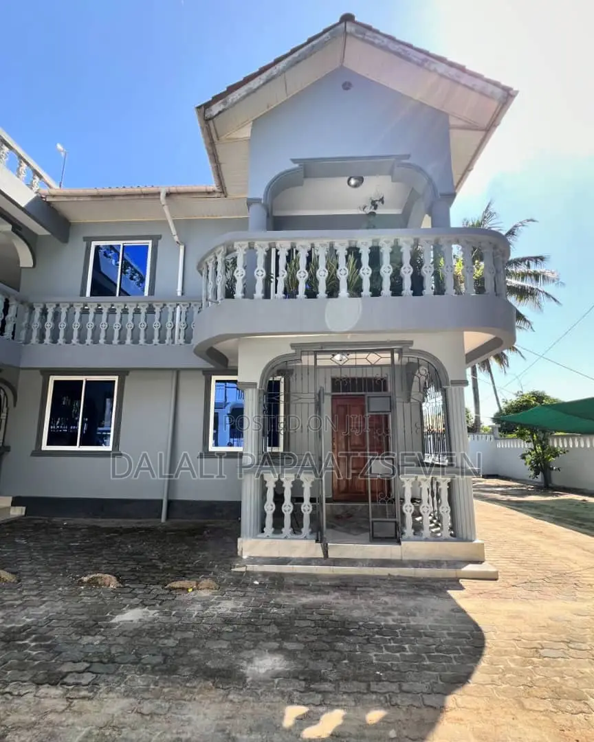 3bdrm Apartment in Dalalipapaatzseven, Kinondoni for rent