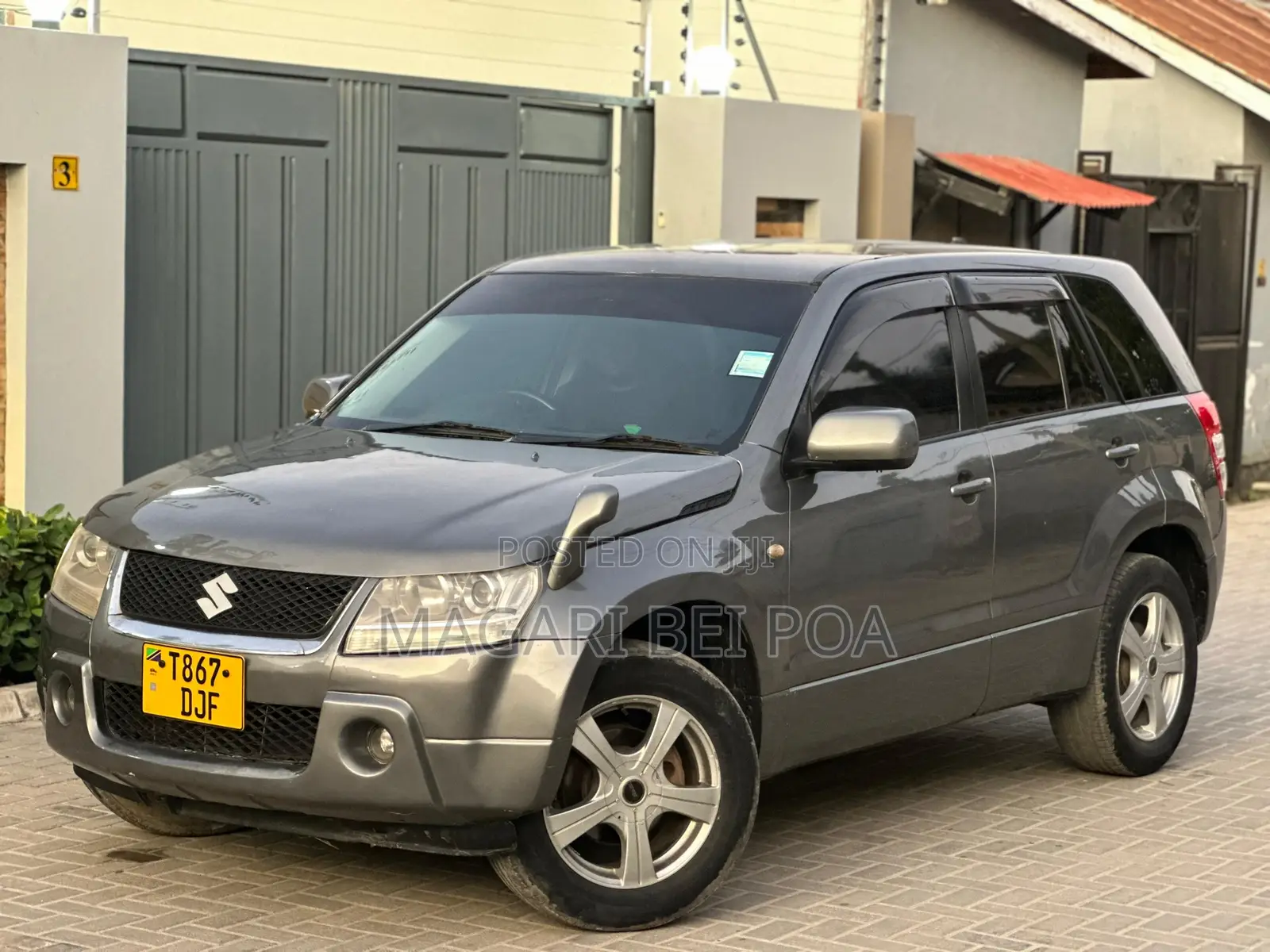 Suzuki Escudo 2005 Gray