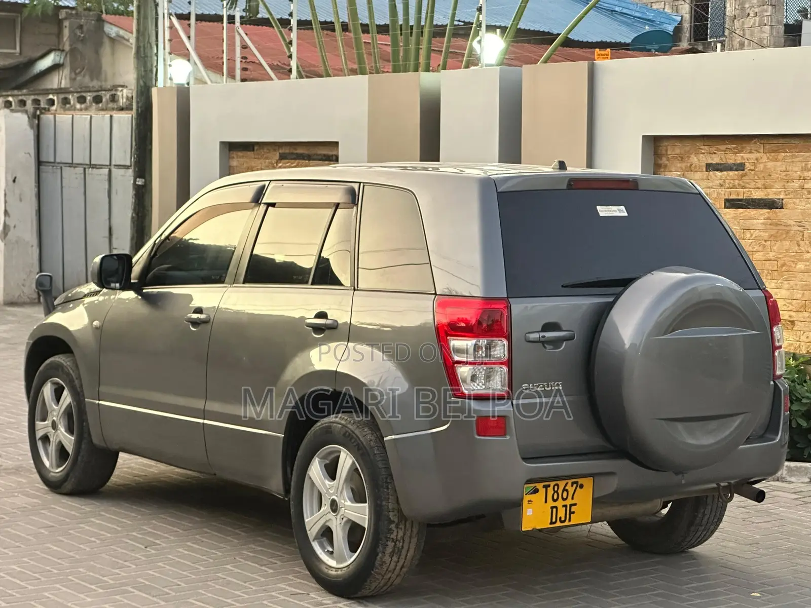 Suzuki Escudo 2005 Gray