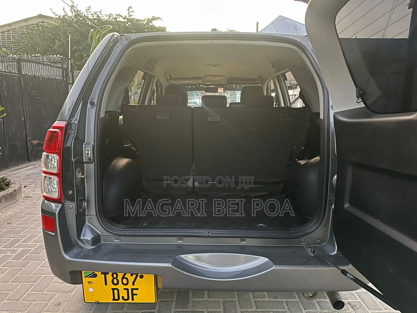 Suzuki Escudo 2005 Gray