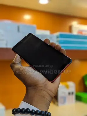 Fujitsu Arrow Be3 F-02L 32 GB Red