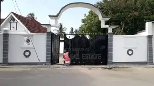 3bdrm House in Darajani Vijibweni, Kigamboni for sale