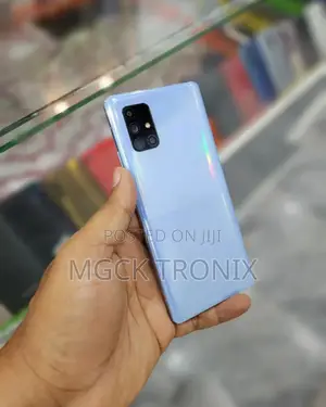 Samsung Galaxy A71 128 GB White