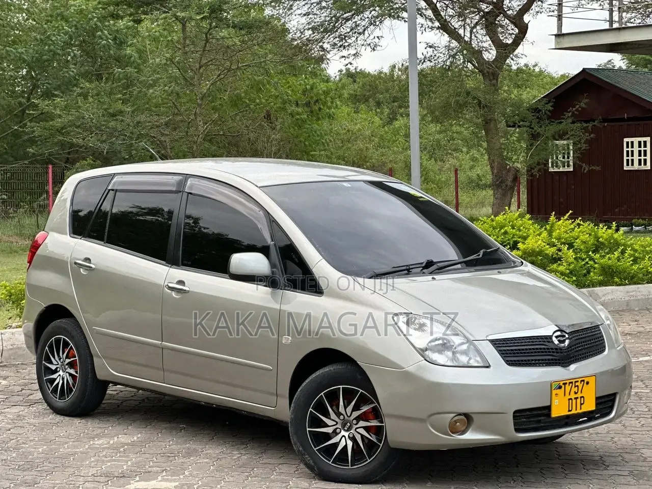 Toyota Corolla Spacio 2004 Silver