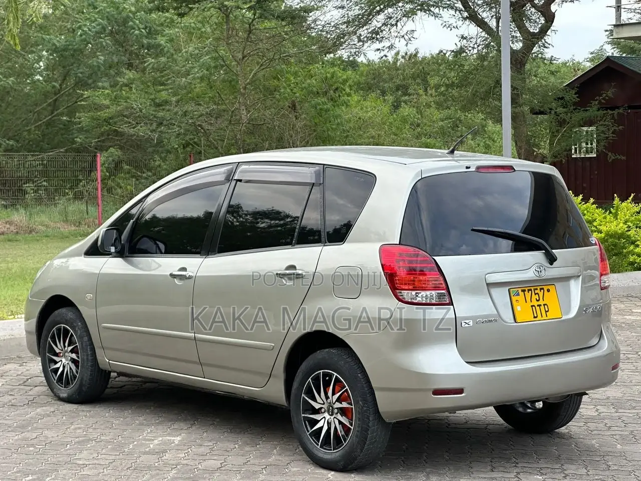 Toyota Corolla Spacio 2004 Silver
