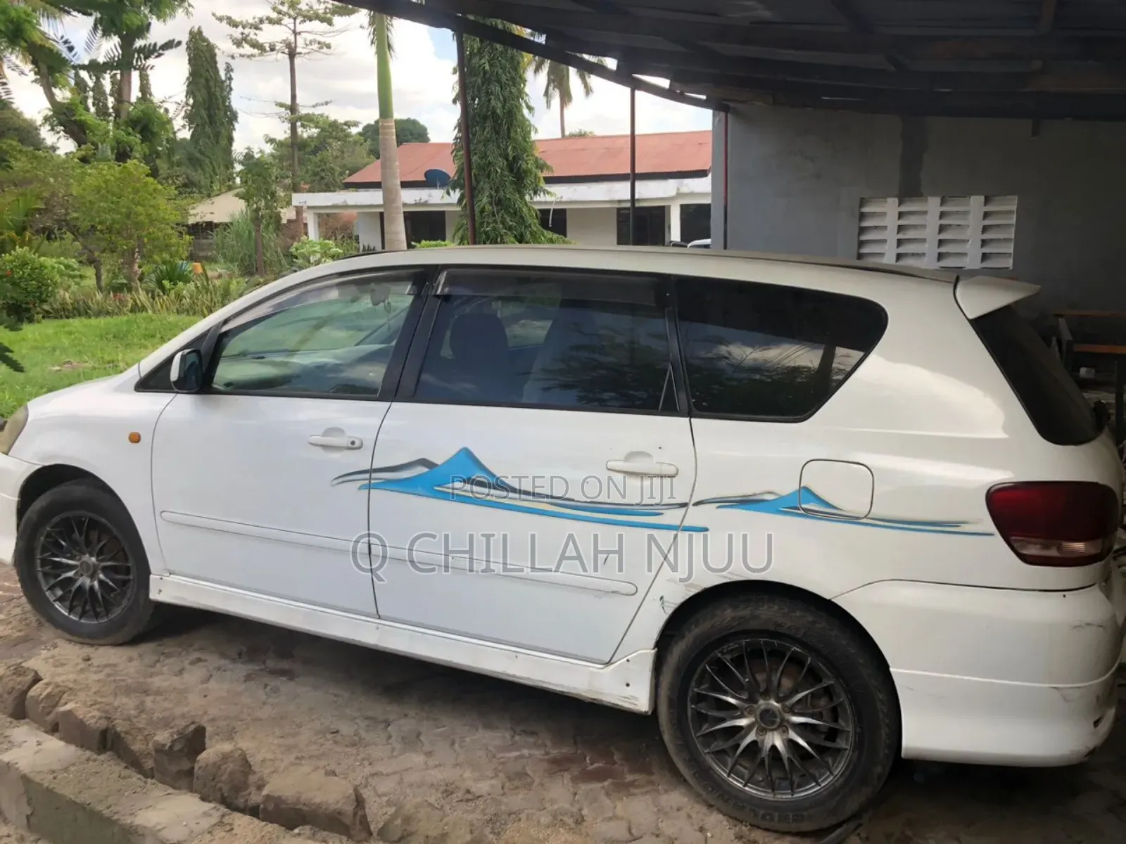 Toyota Ipsum 240i Limited 4WD 2002 White