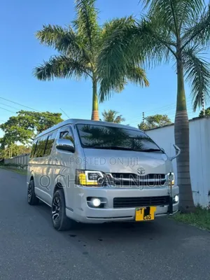 Toyota HiAce 2005 Silver
