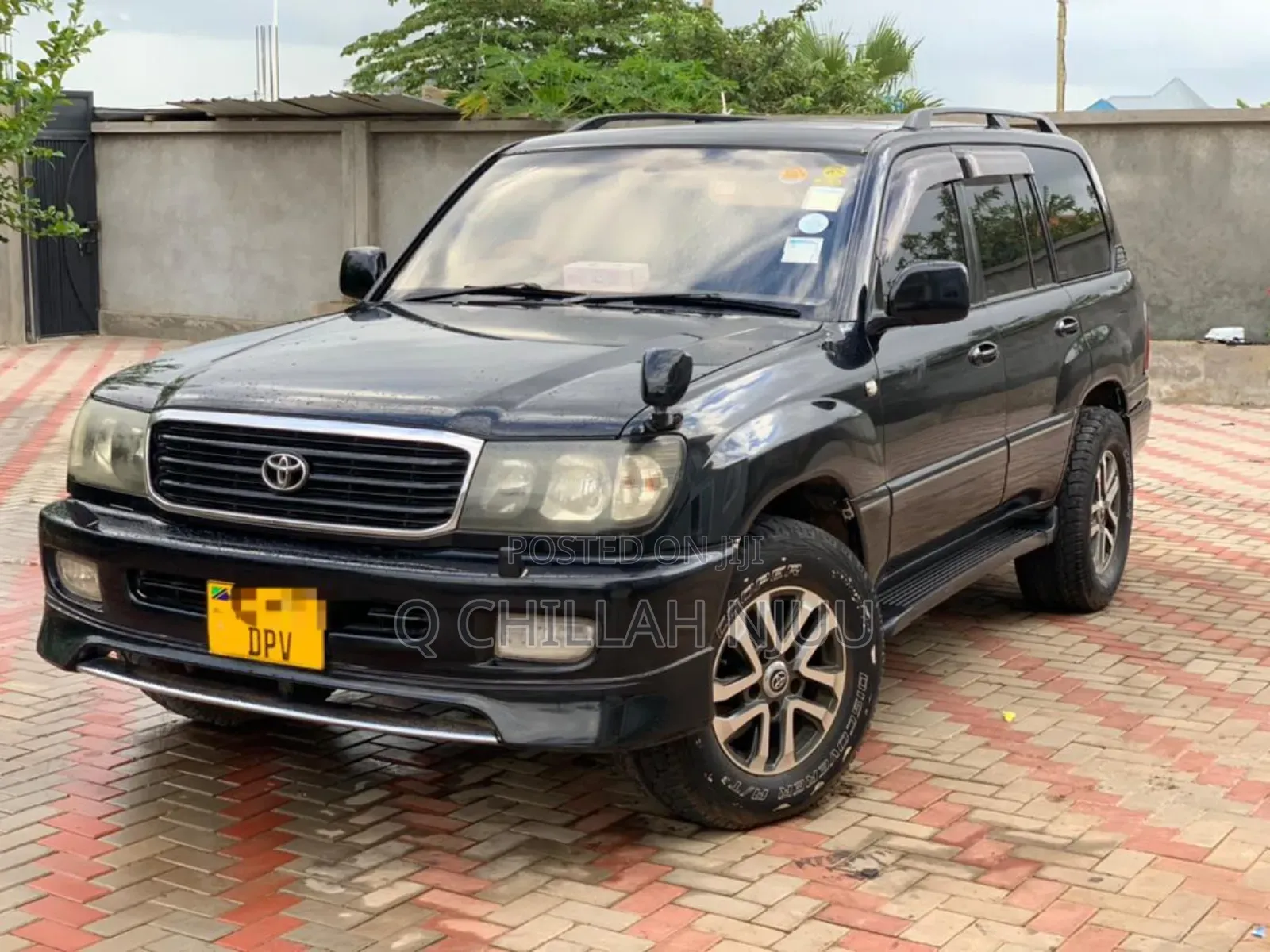 Toyota Land Cruiser 1999 Black