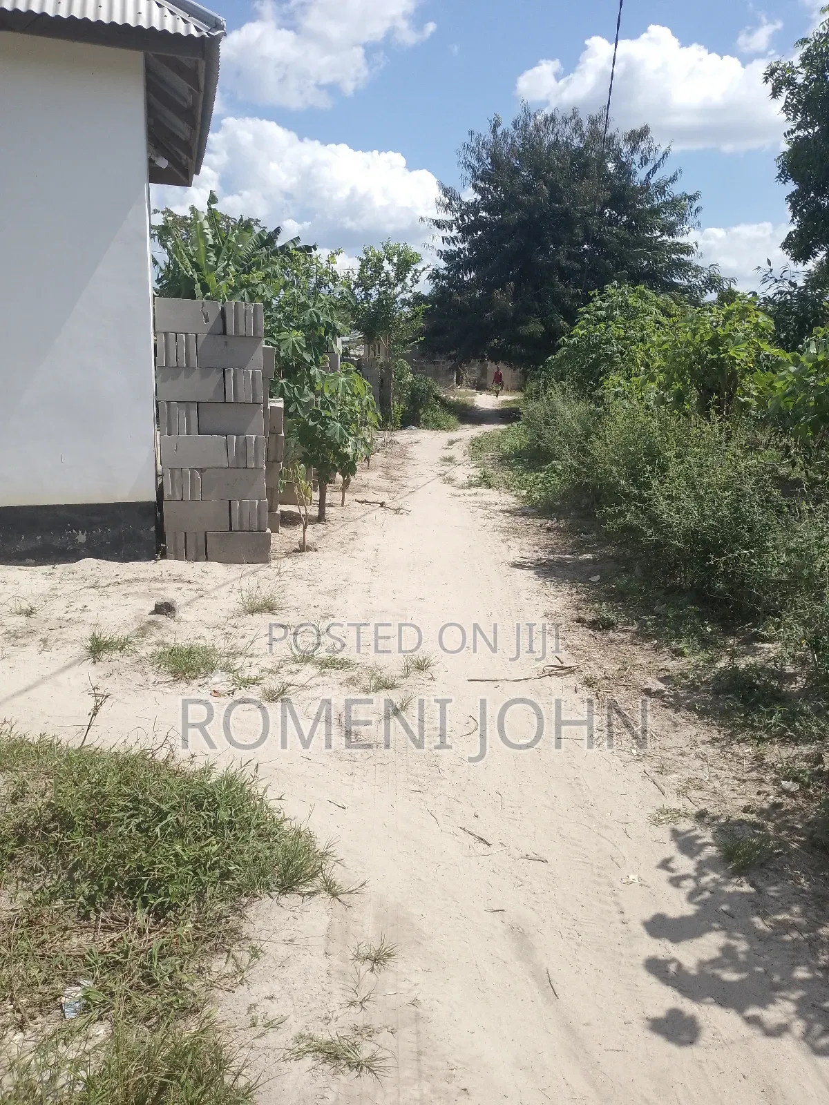 Eneo Sqmita 450 Linauzwa Milioni 6.5 Ukonga Bombambili.