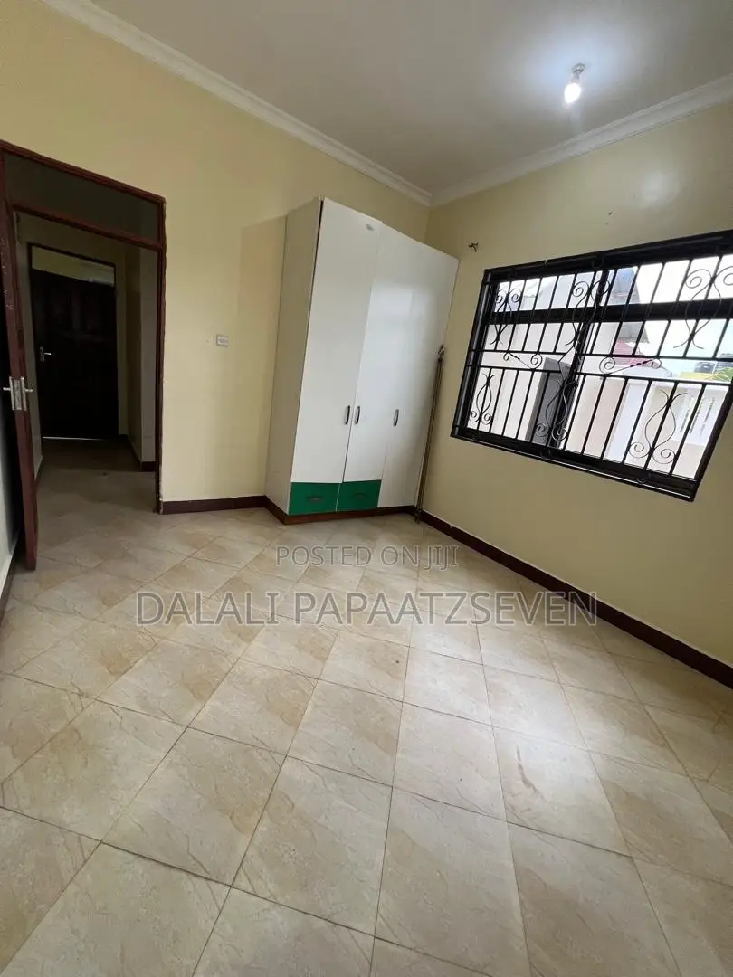 3bdrm House in Dalalipapaatzseven, Kinondoni for rent