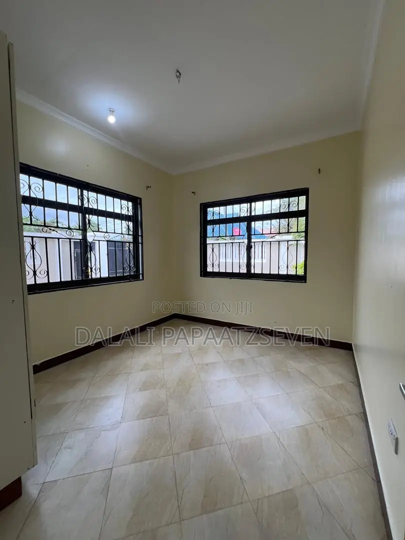 3bdrm House in Dalalipapaatzseven, Kinondoni for rent