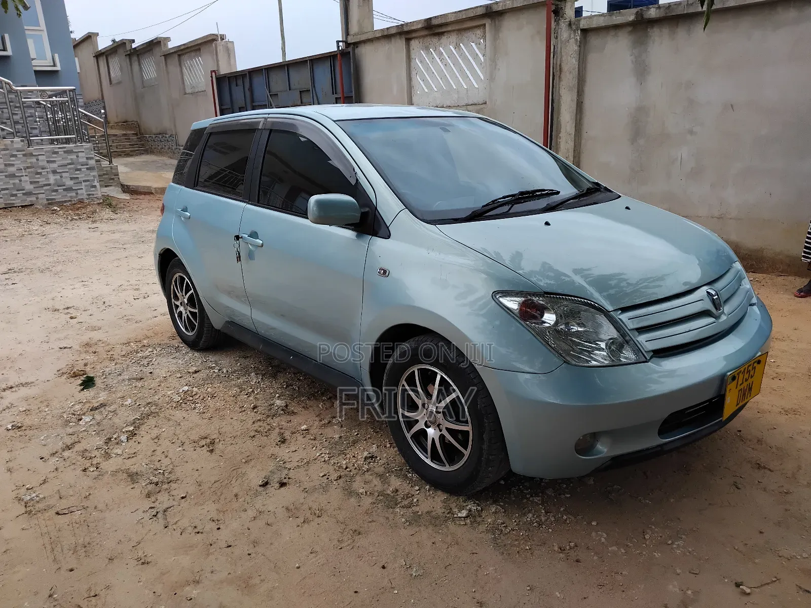 Toyota IST 2004 Blue