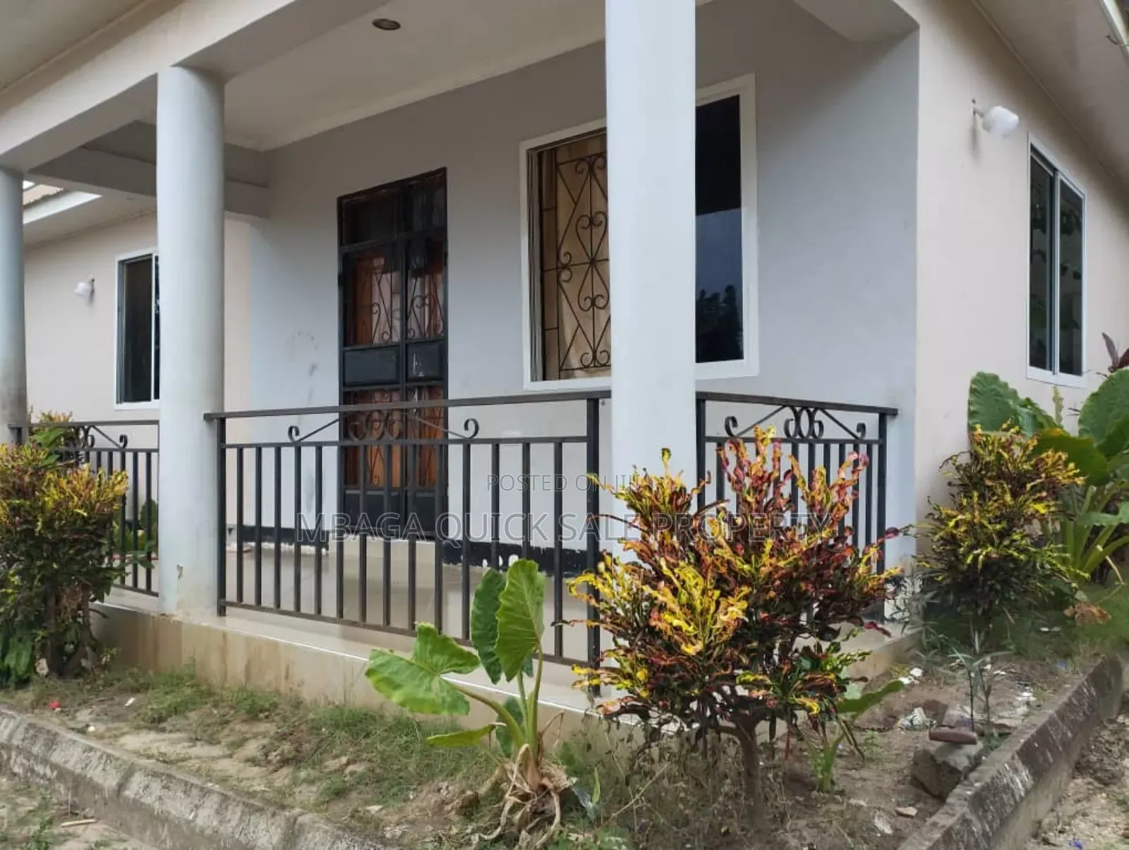 3bdrm House in Salasala Kilimahewa, Mbezi Beach for sale