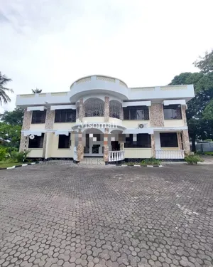 8bdrm House in Mikocheni B for rent