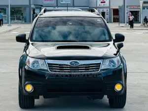 Subaru Forester 2010 Black