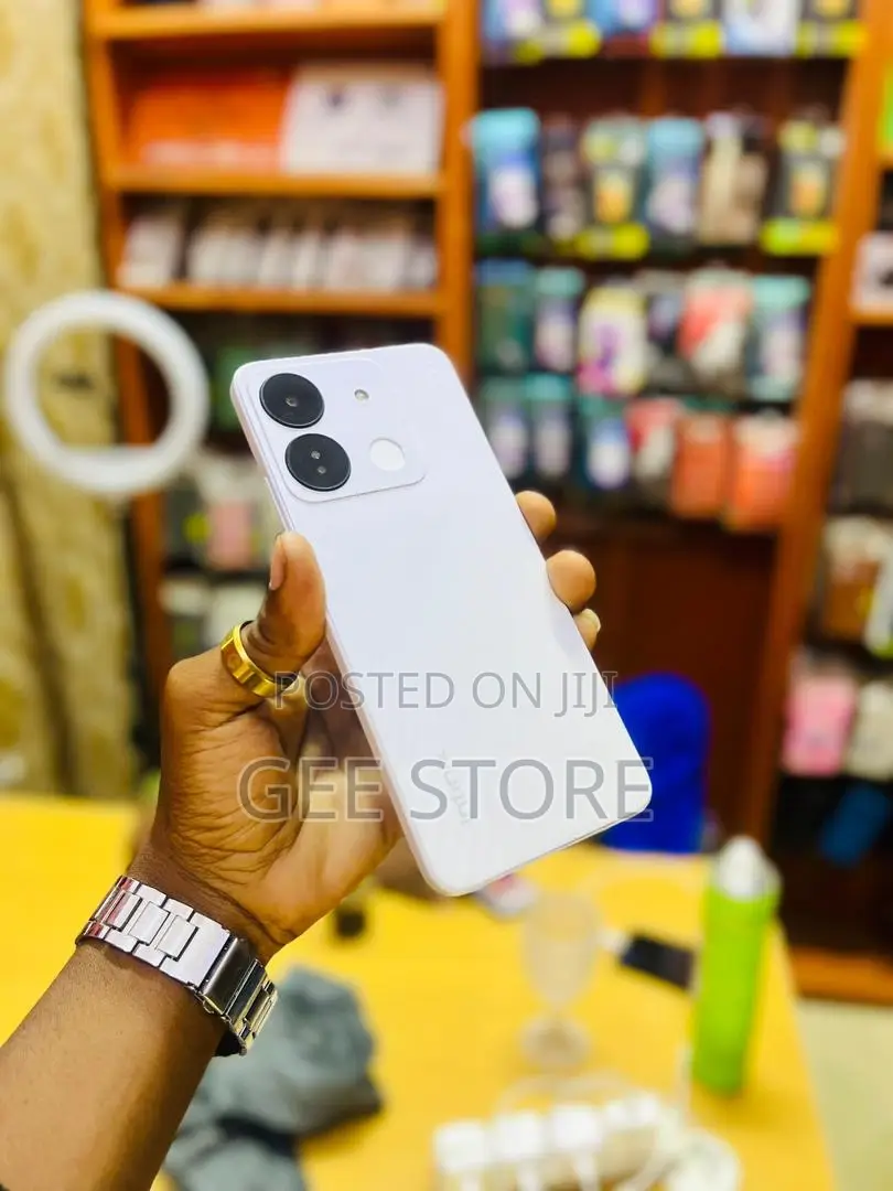 New Infinix Smart 7 HD 64 GB White