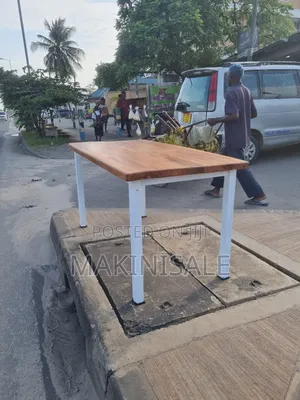 Dinner Table Nzuri Sana Simple Bei Yetu Ni Poa