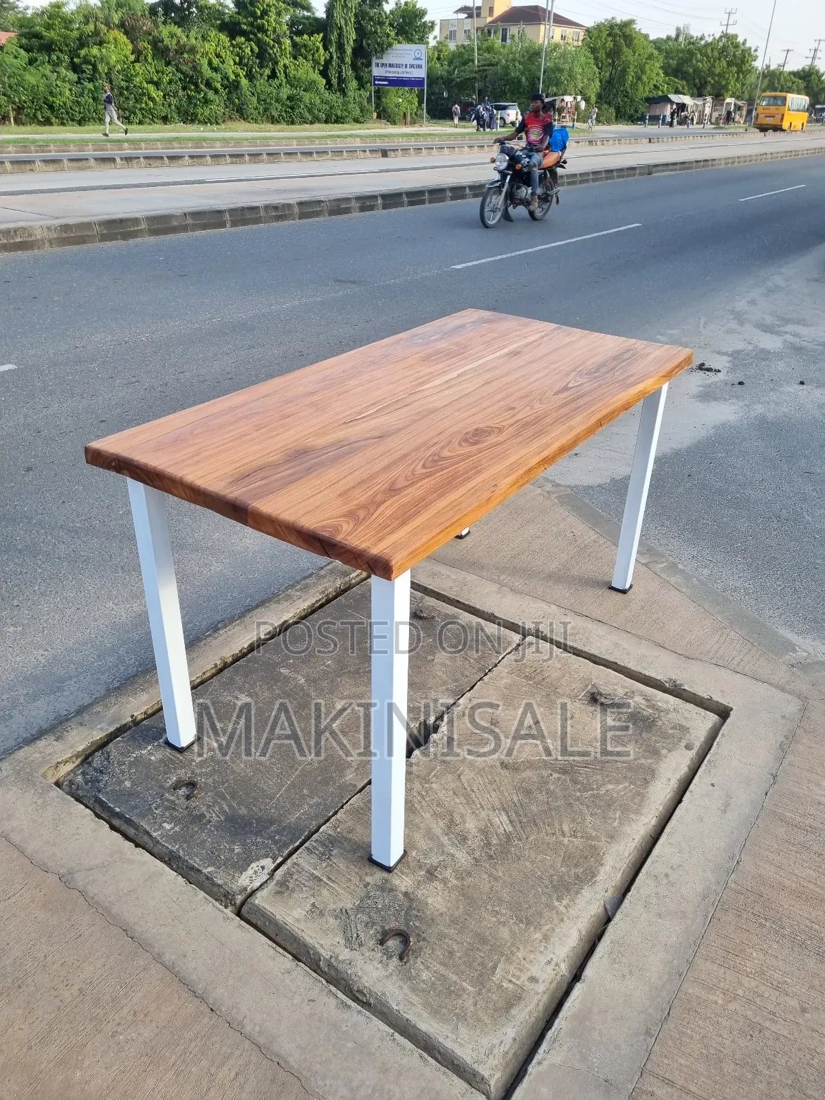 Dinner Table Nzuri Sana Simple Bei Yetu Ni Poa