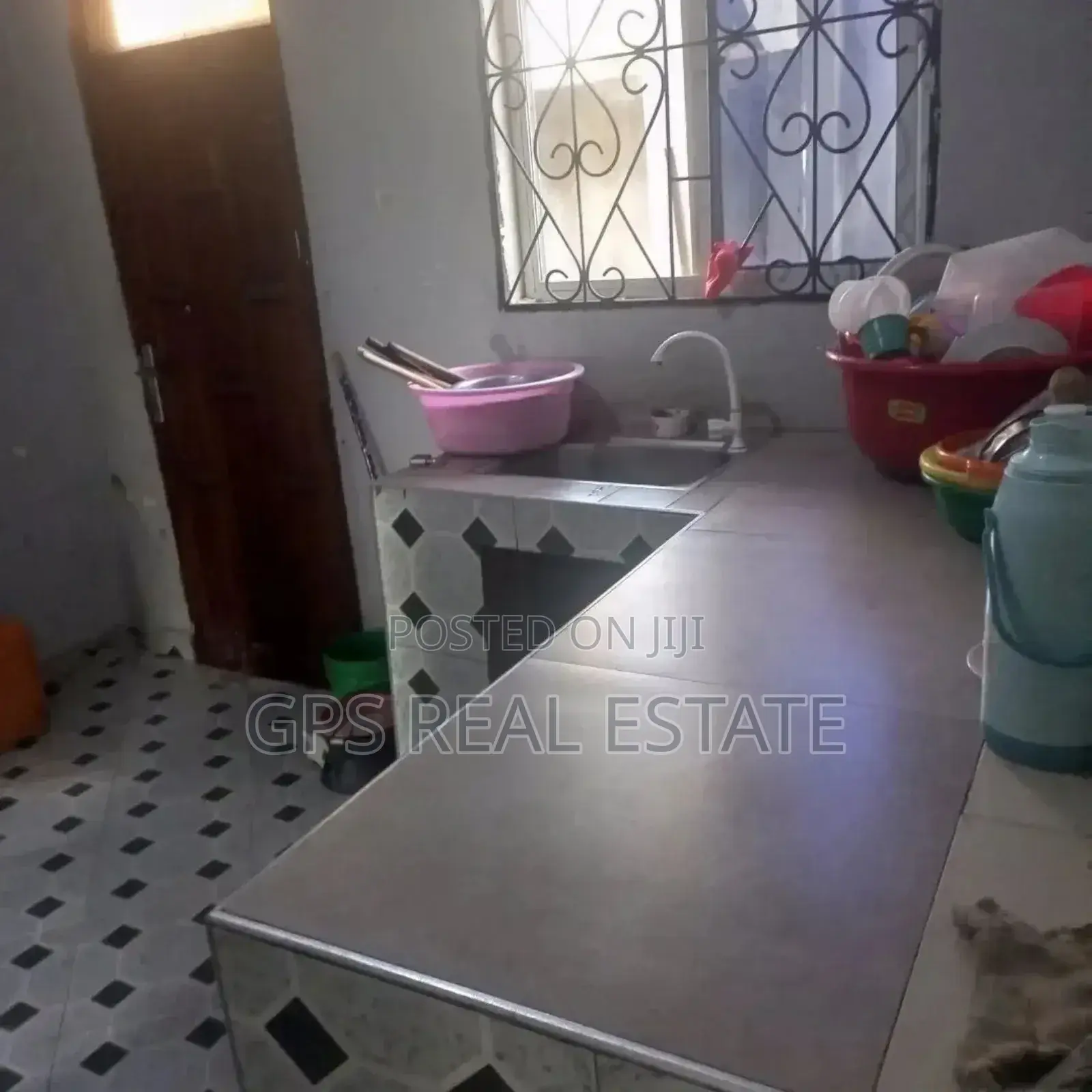 3bdrm House in Kilimahewa, Kinondoni for sale