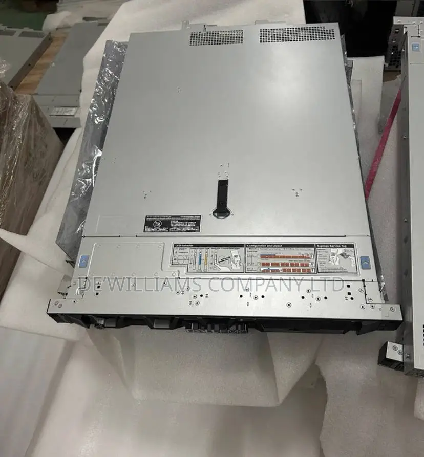 New Server HP ProLiant DL380 Gen10 32GB Intel Xeon HDD 1T