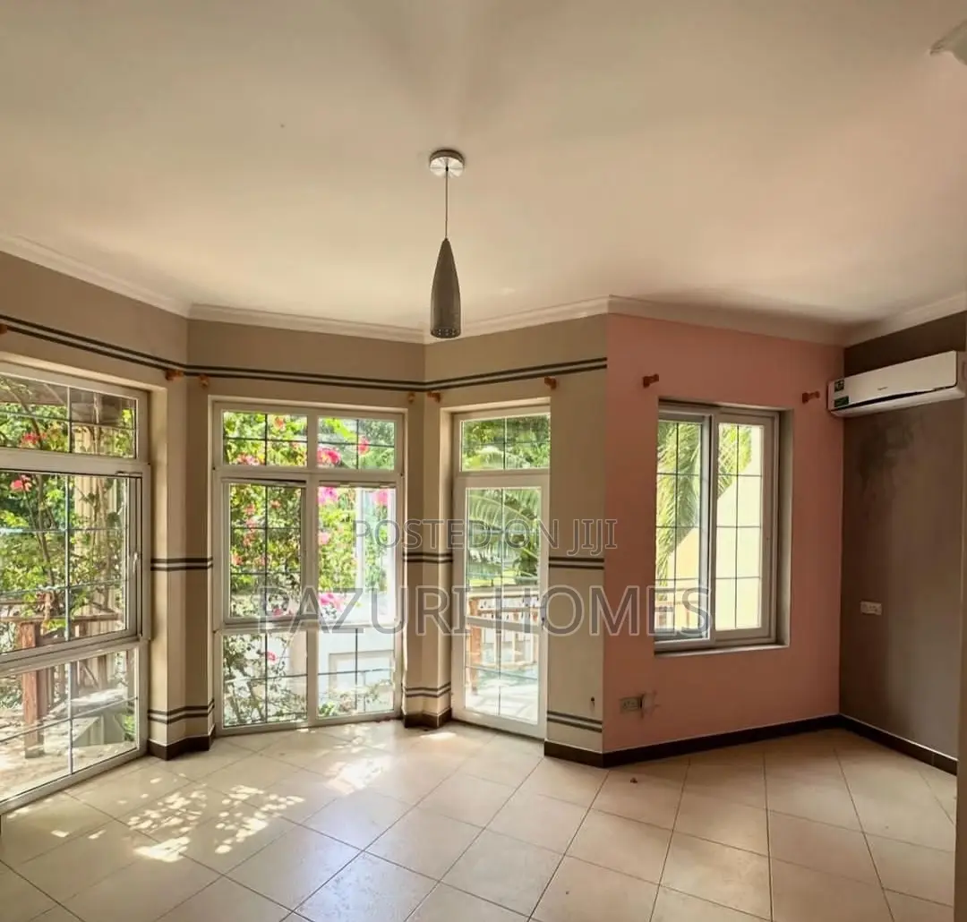 3bdrm Villa in Kawe Beach for rent