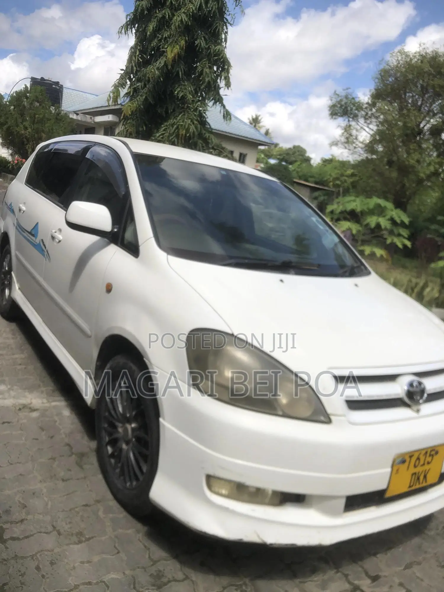 Toyota Ipsum 2001 White