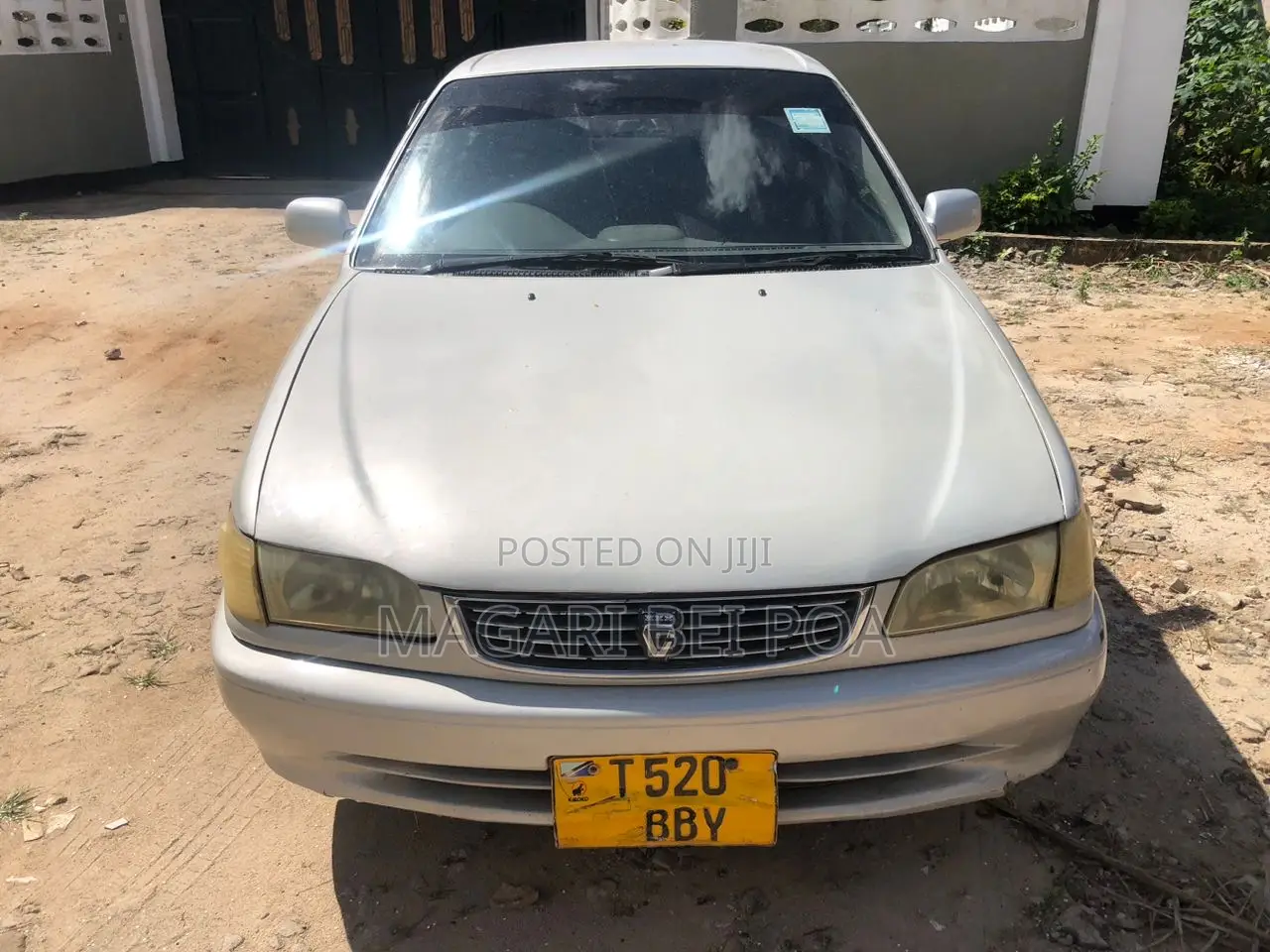 Toyota Corolla 2000 Silver