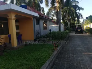 3bdrm Bungalow in Kigamboni Kibugumo for sale