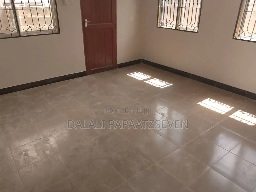 2bdrm Apartment in Dalalipapaatzseven, Bunju for rent